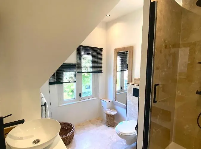 Maison Du Gare Daire *